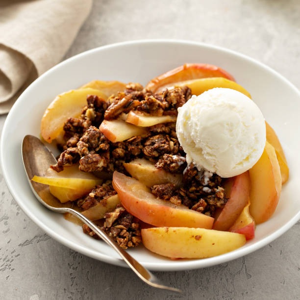 istock Healthy gluten free apple crisp 1325964358