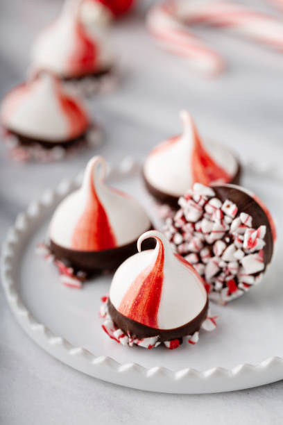 istock Peppermint meringue kisses dipped in dark chocolate 1326004565