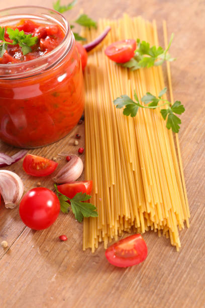 istock spaghetti,  tomato sauce and parsley 1326035390