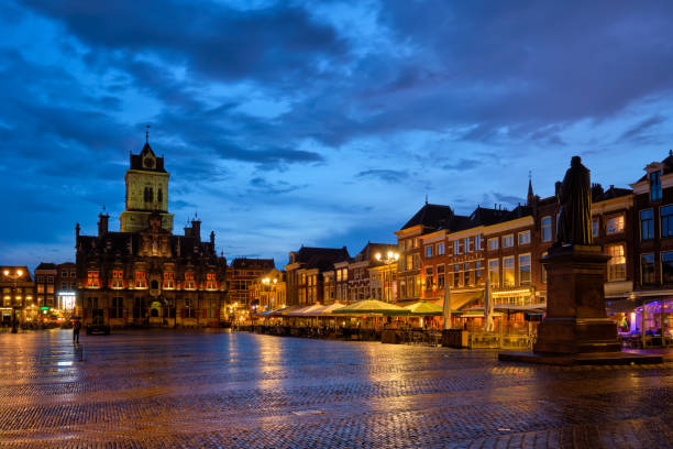 istock Delft Market Square Markt in the evening. Delfth, Netherlands 1326040129