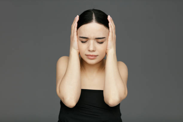 istock Young beautiful glamour woman face 1326082825