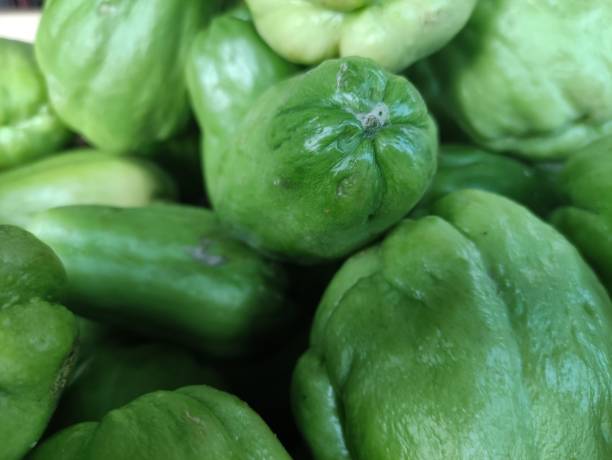 istock Chayote in Indonesian traditional market 1326092301