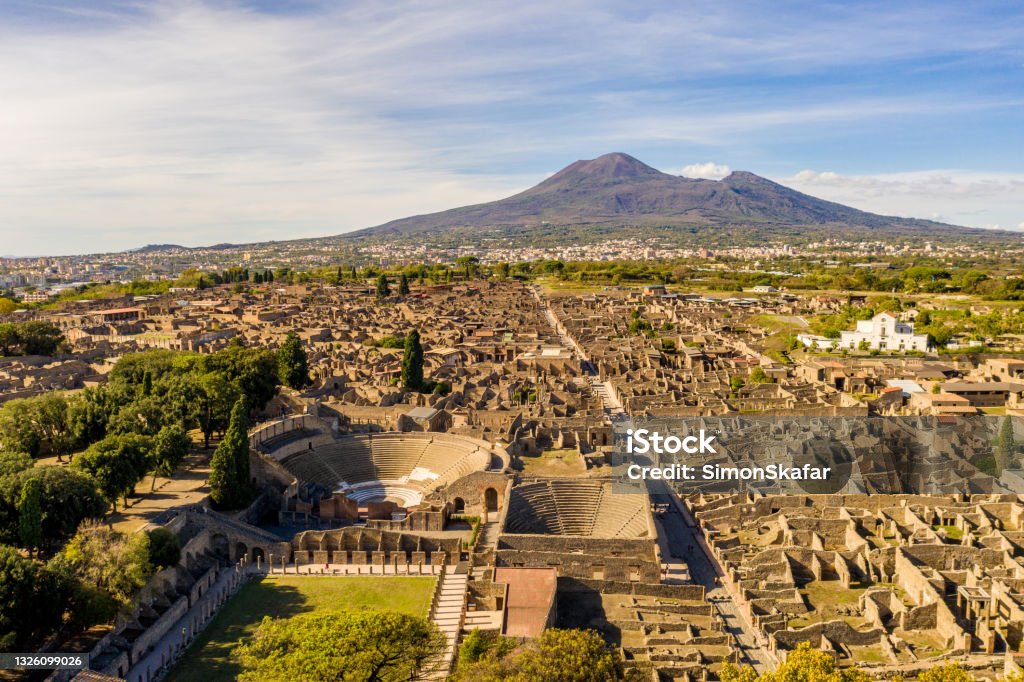 Mount Vesuvius And Pompeii Ruins Aerial View Of Pompeii With Mount Vesuvius In The Background Pompeii Stock Photo