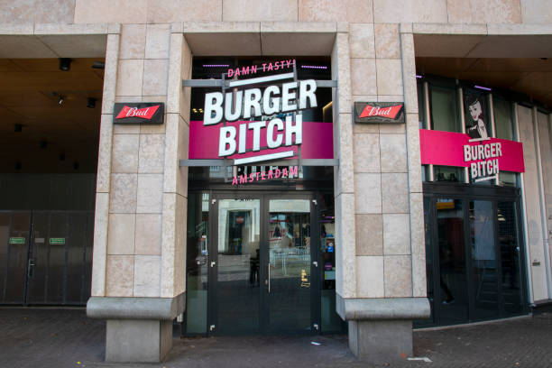 burger bitch restaurant at amsterdam southeast the netherlands - bijlmer stockfoto's en -beelden