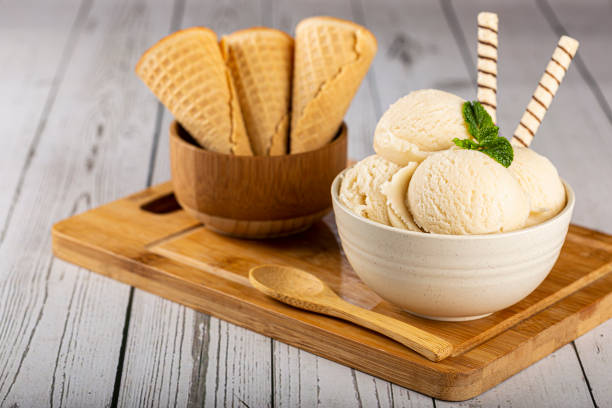 istock Bowl with vanilla ice cream balls. 1326143957
