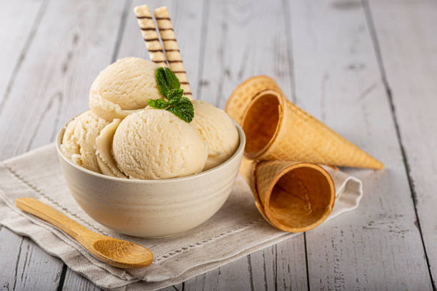 istock Bowl with vanilla ice cream balls. 1326144038
