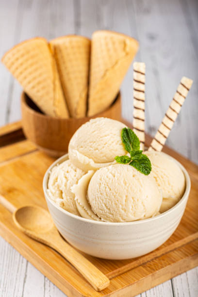 istock Bowl with vanilla ice cream balls. 1326144040