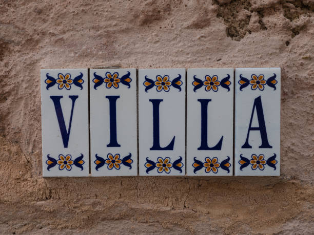 istock Small tiles font Villa 1326144279
