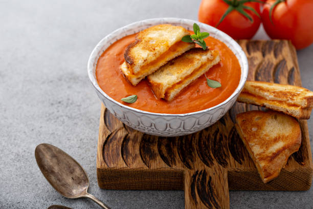 istock Cream of tomato soup with grilled cheese 1326146516