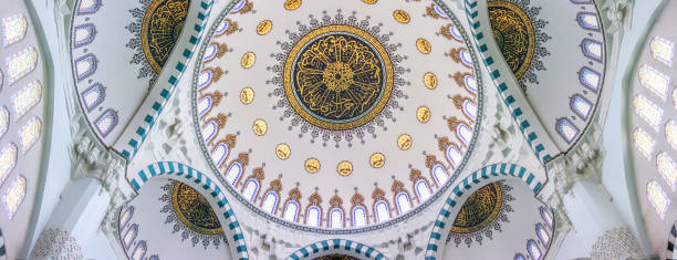 luxurious interior of a mosque hatun camii in ankara, turkey - turkey turkish culture middle eastern culture middle east imagens e fotografias de stock