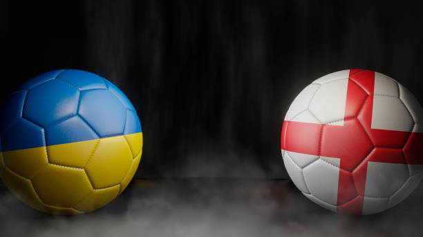 due palloni da calcio con colori di bandiere su sfondo astratto nero. ucraina e inghilterra. - inghilterra ucraina foto e immagini stock
