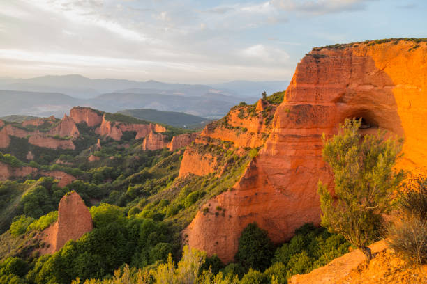 istock View of Las Medulas 1326336371