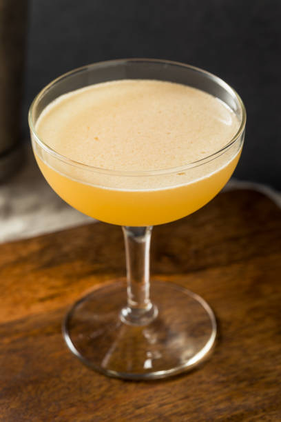 istock Refreshing Boozy Whiskey Daisy Cocktail 1326349026