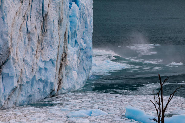 istock Perito Moreno Glacier - Patagonia 1326354897