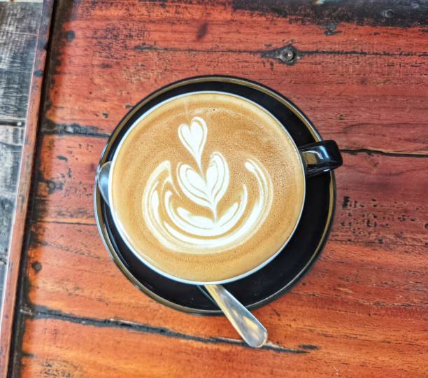 istock coffe latte with tulip latte art 1326388661