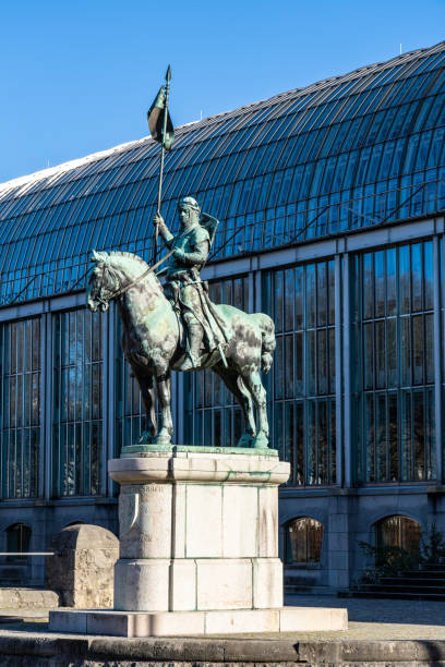 Otto I. of Wittelsbach in front of the bavarian state chancellery Munich,Germany Munich, Germany - Jan 10, 2021: Statue of Otto I. of Wittelsbach. Located in front of the bavarian state chancellery in Munich, Bavaria, Germany. bavarian state parliament stock pictures, royalty-free photos & images