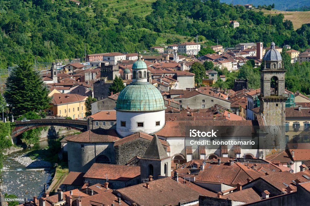 pontremoli - Wikipedia Pontremoli (Ms),Italy,  view of the country with the cattedral Church Stock Photo