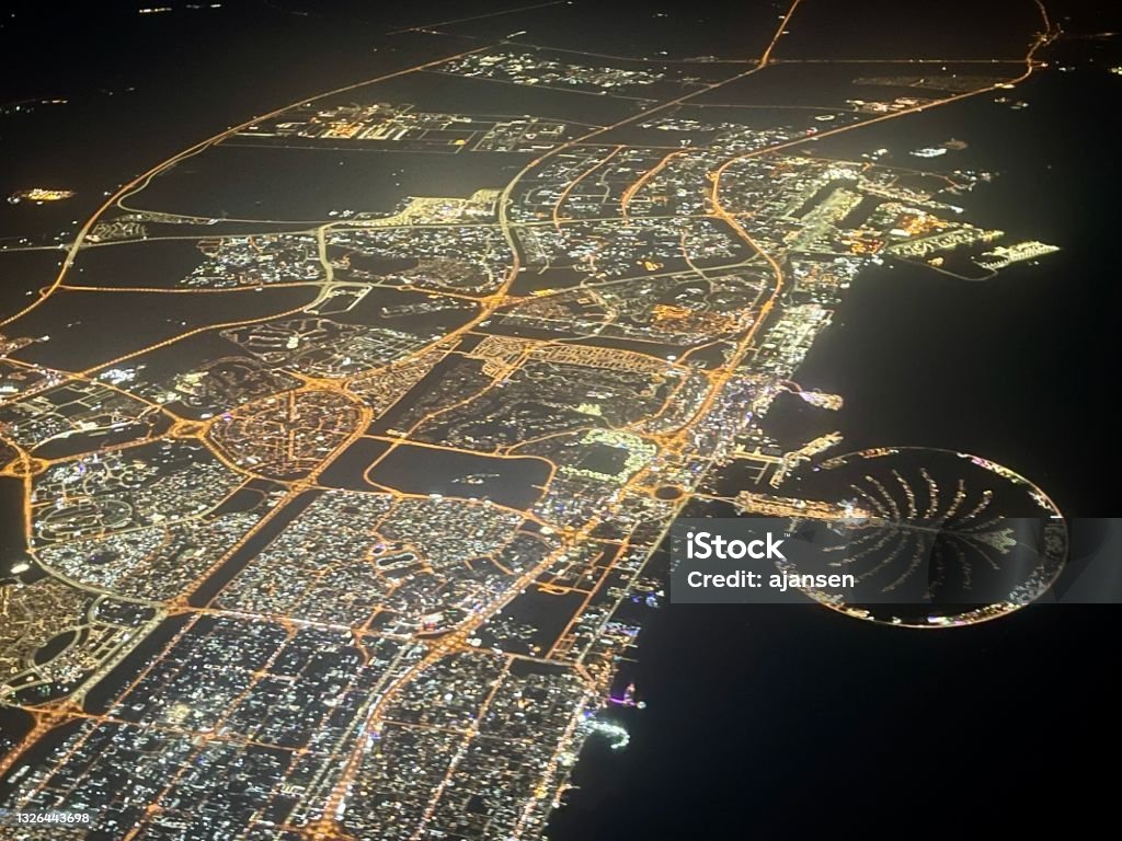 Hình Ảnh Trên Không Của Dubai Vào Ban Đêm Hình ảnh Sẵn có - Tải ...