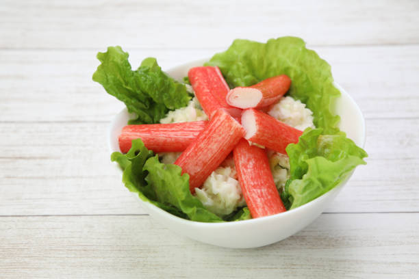 Salad using the surimi of the crab flavor