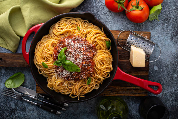 istock Spaghetti Bolognese in a cast iron pan 1326497448
