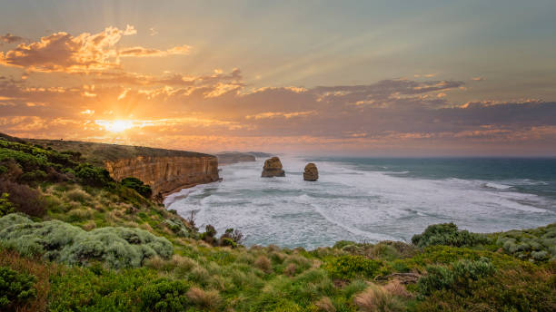 12 apóstolos vitória - australia melbourne landscape twelve apostles - fotografias e filmes do acervo