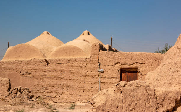 istock A lonely house in a Oasis in Iran 1326574442