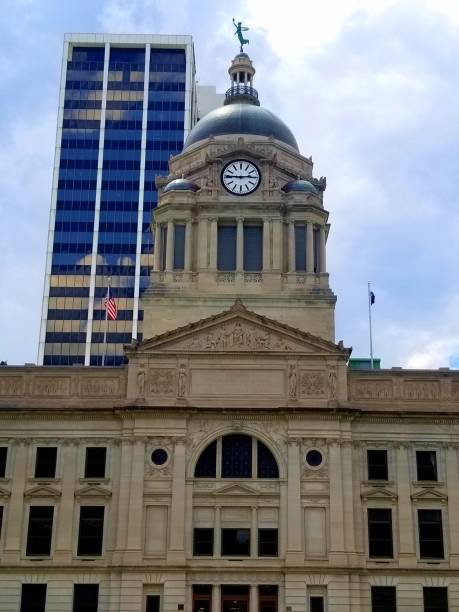 istock Outside the Courthouse in Ft. Wayne, IN 1326585283
