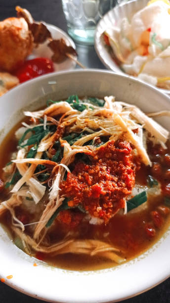istock morning chicken porridge 1326638367