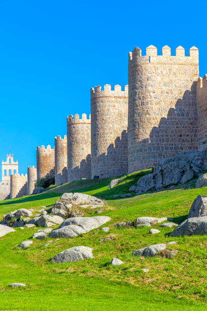 mury miejskie avili - fort fortified wall castle stone zdjęcia i obrazy z banku zdjęć