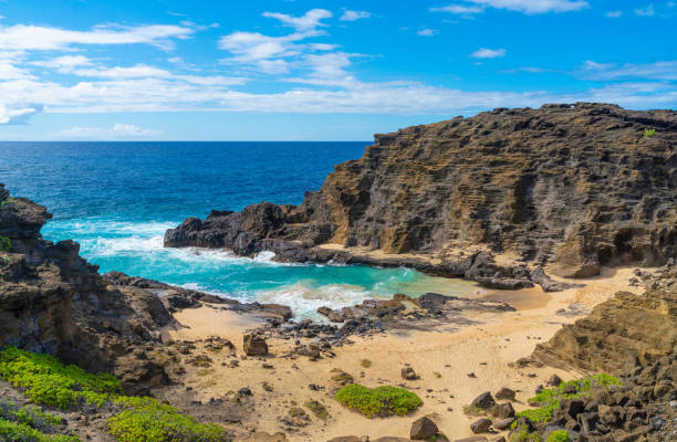 istock Deserted Halona Beach Cove in Hawaii 1326696888