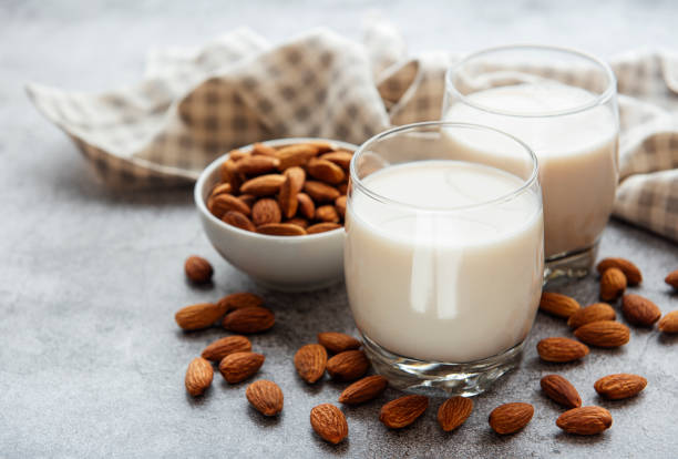 Almond milk and almonds