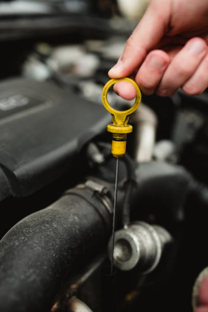 istock Measuring engine oil levels 1326913079