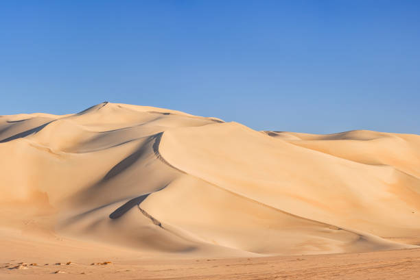 istock Great Sand Sea, Sahara Desert, Africa 1326931782