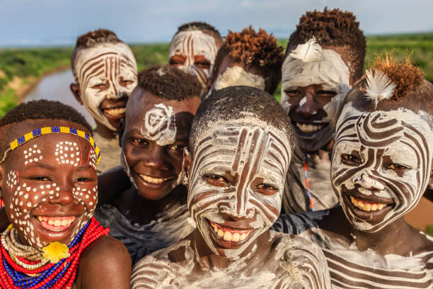 Group of happy African children, East Africa Group of happy African children - Southern Ethiopia, East Africa omo river photos stock pictures, royalty-free photos & images