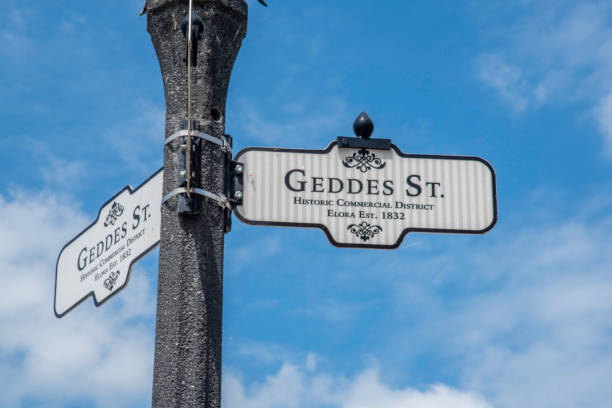 istock Geddes Street. 1326953903