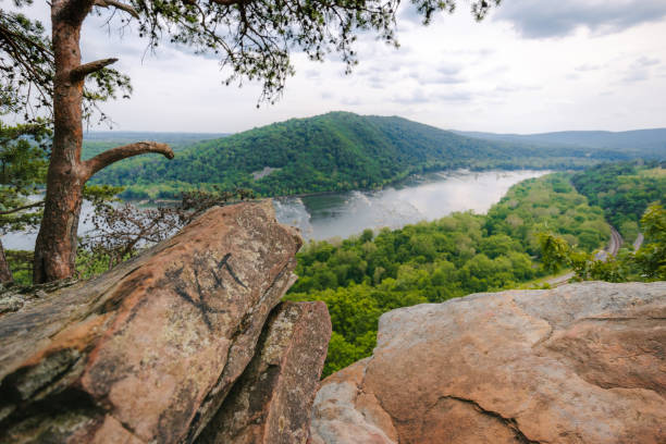 istock The view from Weverton Cliffs, Maryland 1326958840