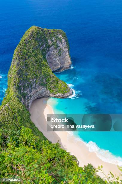 Beautiful Beach In Bali Pinkie Nusa Penida Bali Indonesia Stock Photo - Download Image Now