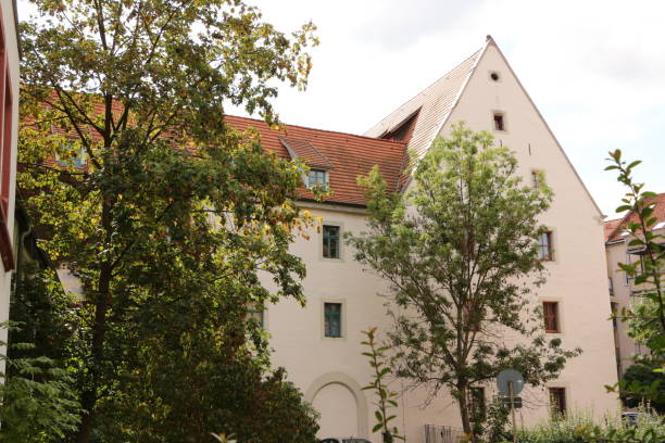 istock Autumn in Erfurt in Thuringia 1327102118