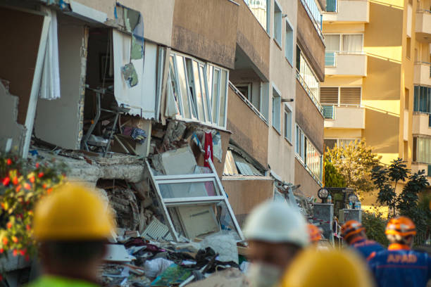 damaged building - 黎克特制 個照片及圖片檔