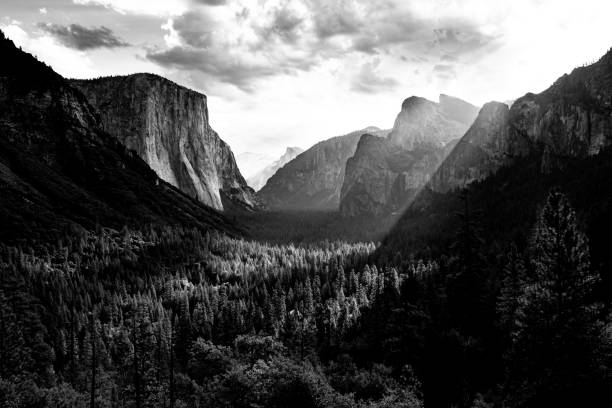 istock El Capitan, Yosemite national park 1327122855