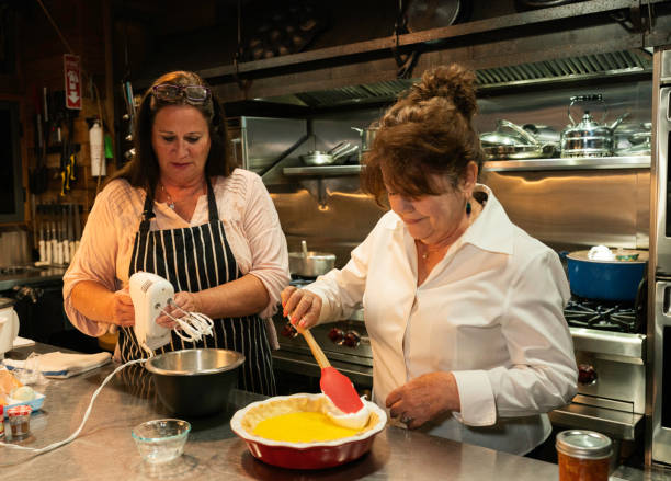 istock Cooking class in Southern USA 1327159377