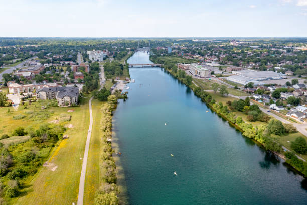 istock Abandoned railroad bridge over the old Welland Canal 1327190283