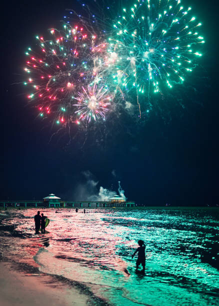 fuochi d'artificio a ft myers florida - usa - fort myers foto e immagini stock