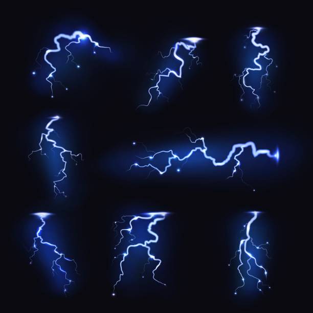 молнии реалистичны. громовые искры, штормовая вспышка, грозовой блиц. заряд энергии, символы электрического напряжения, синий светящийся с� - air raid stock illustrations
