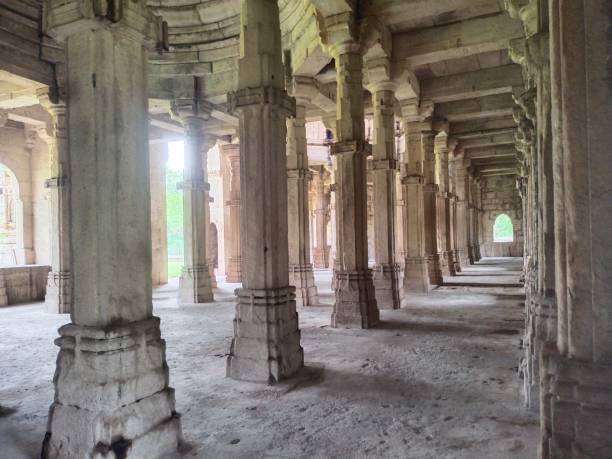 istock Old fort in the rajasthan historical place 1327312928