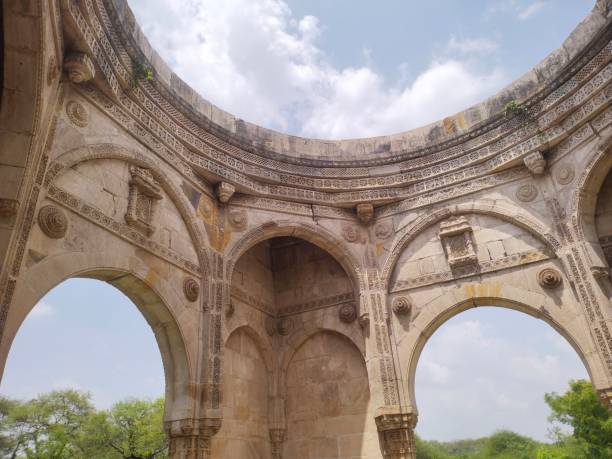 istock Jamie mosque in historical place 1327313010