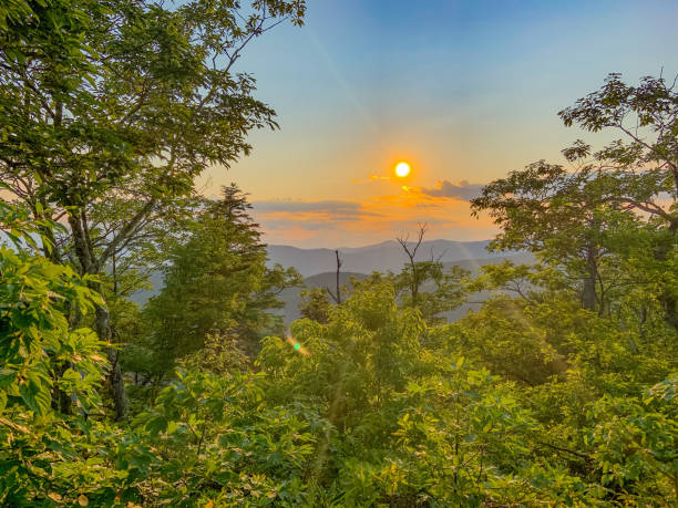 istock Sunset views in the Linville Gorge 1327326798