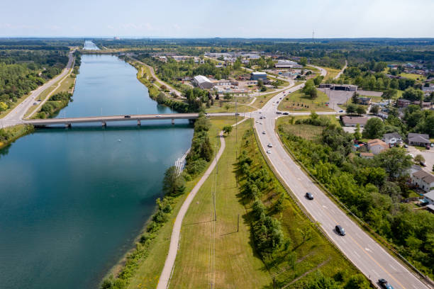 istock Abandoned railroad bridge over the old Welland Canal 1327351147