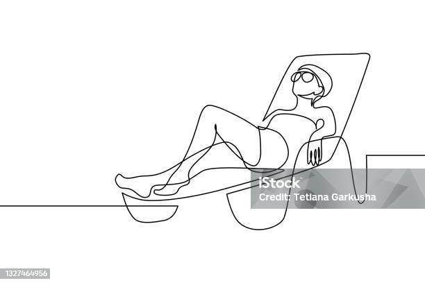 Woman Relaxing On A Lounge Chair Stock Illustration - Download Image Now - Line Art, Continuous Line Drawing, Single Line