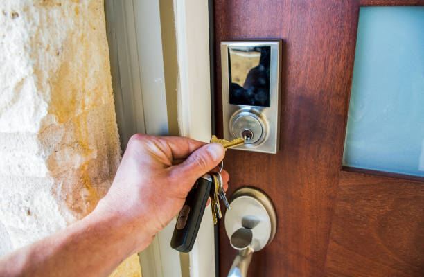 istock Digital Door Pad unlocking new home 1327473827